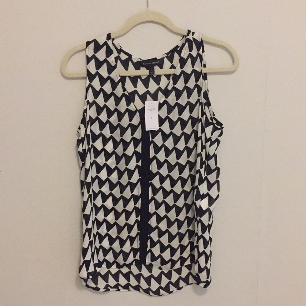 Banana Republic NWT sleeveless blouse